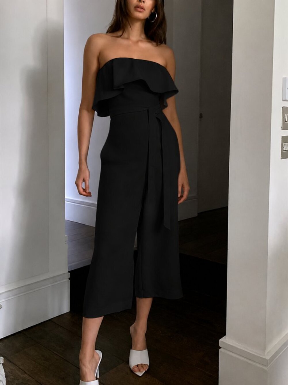 Aritzia Babaton Flutter Jumpsuit Strapless Belted Wide Leg Crop Black Size 4